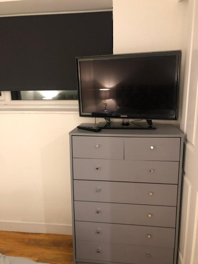 Exclusive Modern Decorated 1 Bedroom Detached Studio Newport  Eksteriør billede